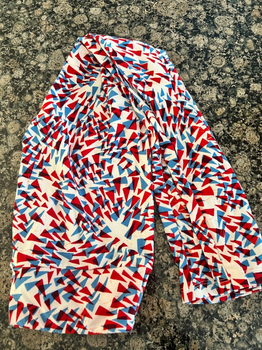 LuLaRoe Red, Blue & White Geometric Leggings